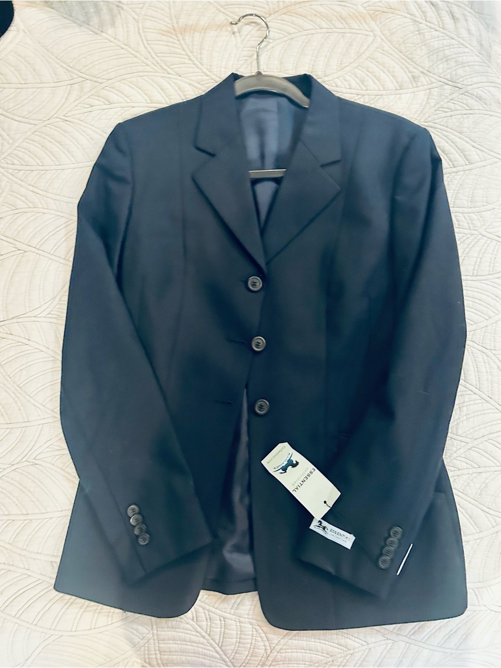 Ladies Classic Navy Hunt Coat - Tailored Three-Button